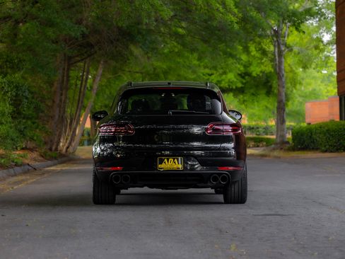 Used 2017 Porsche Macan GTS image 36