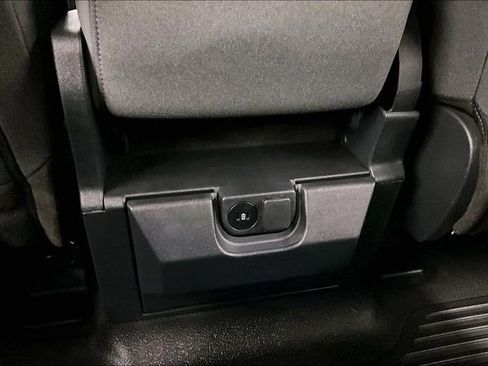 Used 2023 Ford F350 XLT image 32