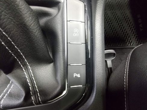New 2026 Volkswagen Taos SEL AWD/4WD image 30