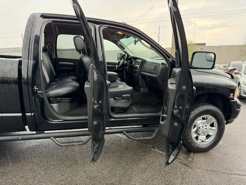 Used 2005 Dodge Ram 2500 Truck SLT image 18