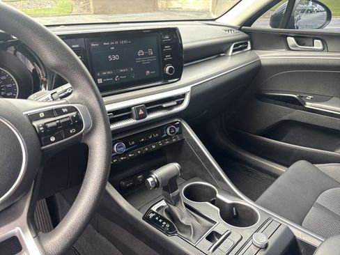 Used 2022 Kia K5 LXS FWD image 15