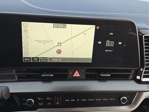 Used 2024 Kia Sportage EX image 19