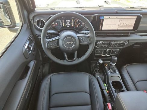 New 2026 Jeep Gladiator Sport AWD/4WD image 9