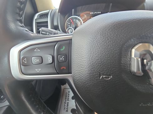 Used 2020 RAM 1500 Big Horn AWD/4WD image 14