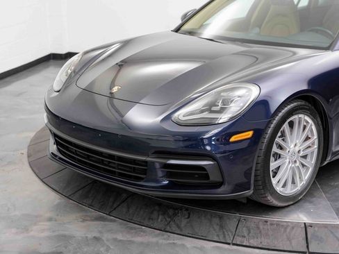 Used 2018 Porsche Panamera image 13