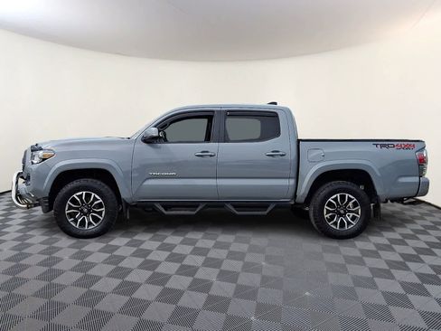 Certified 2020 Toyota Tacoma TRD Sport w/ TRD Premium Sport Package AWD/4WD image 10