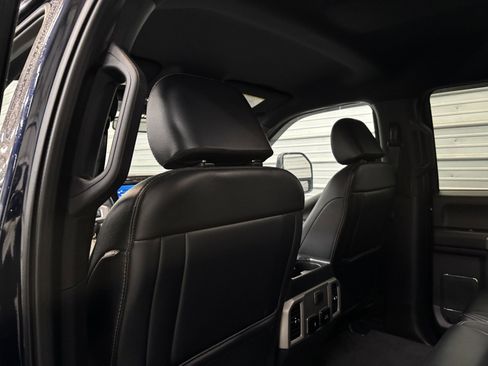 Used 2022 Ford F350 Lariat image 22