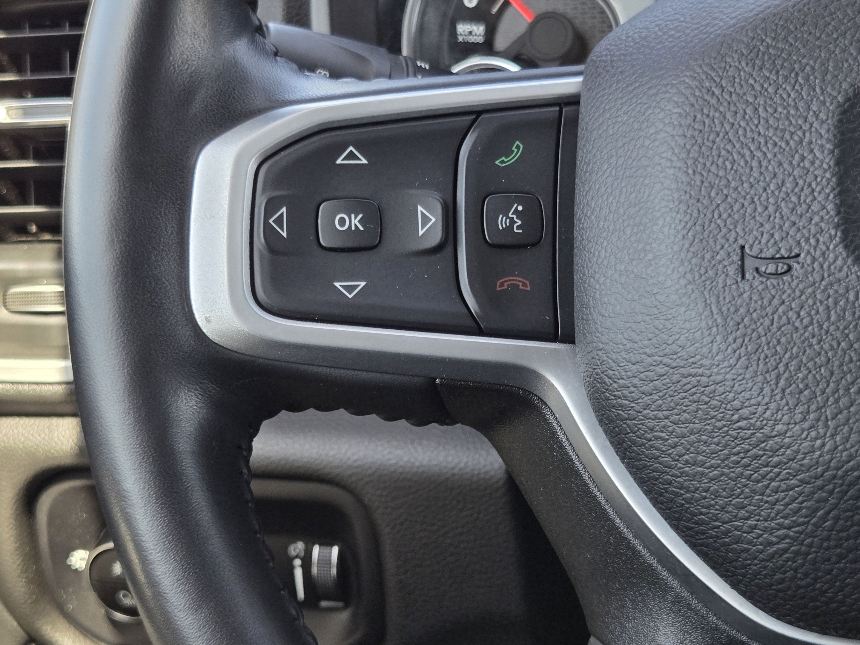 Used 2023 RAM 1500 Big Horn AWD/4WD image 25