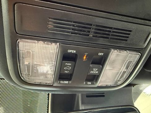 Used 2024 Honda Passport TrailSport image 36