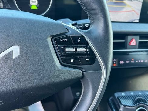 Certified 2023 Kia EV6 Wind AWD/4WD image 22