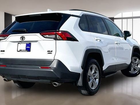 Used 2025 Toyota RAV4 XLE w/ Convenience Package AWD/4WD image 6