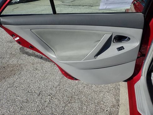 Used 2007 Toyota Camry Hybrid image 13