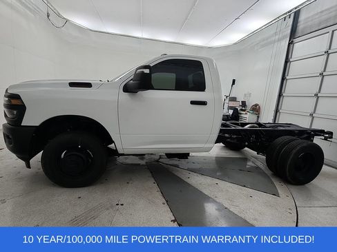 New 2026 RAM 3500 Tradesman AWD/4WD image 5