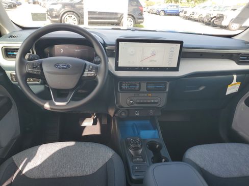 New 2026 Ford Maverick XLT image 10