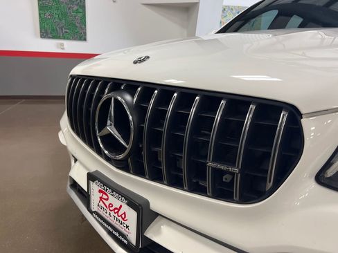 Used 2018 Mercedes-Benz GLC 63 AMG 4MATIC image 20