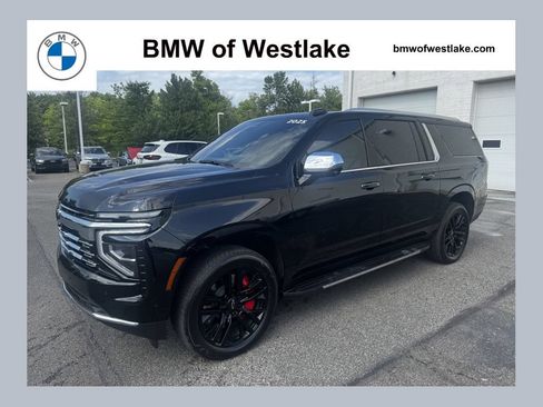 Used 2025 Chevrolet Suburban Premier AWD/4WD image 1