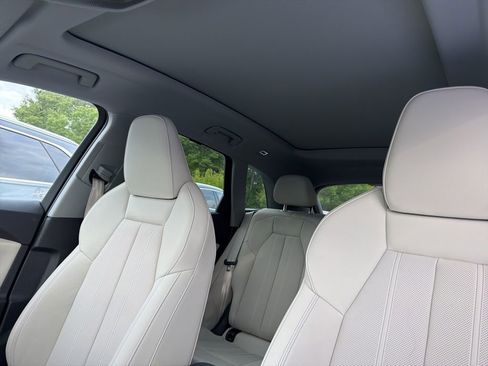 Used 2025 Audi Q5 Prestige AWD/4WD image 14