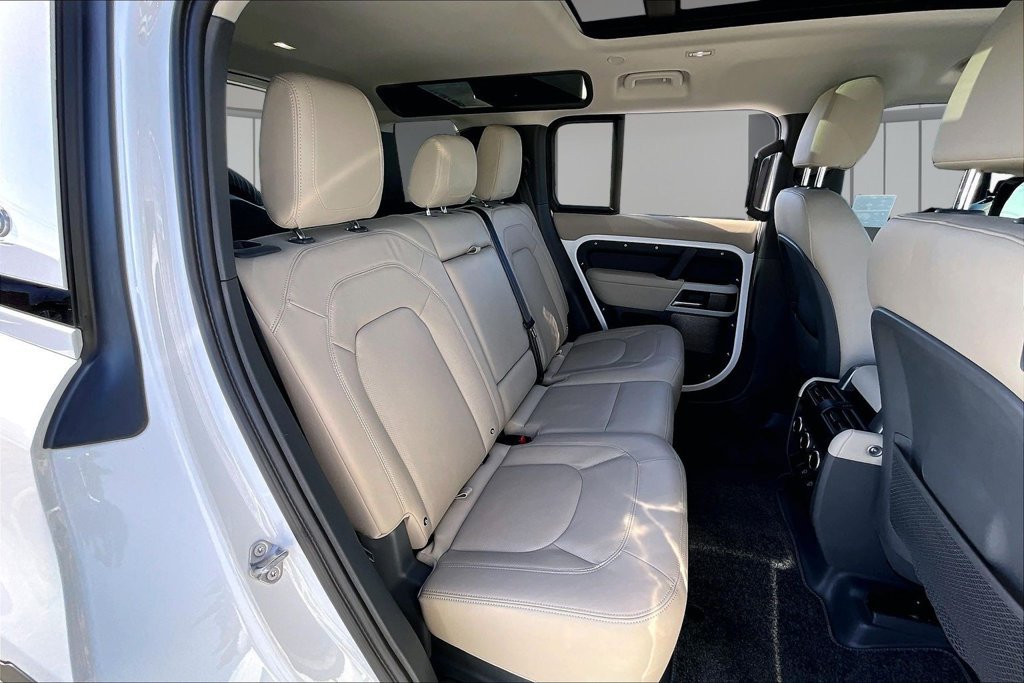 Certified 2024 Land Rover Defender 110 S AWD/4WD image 23