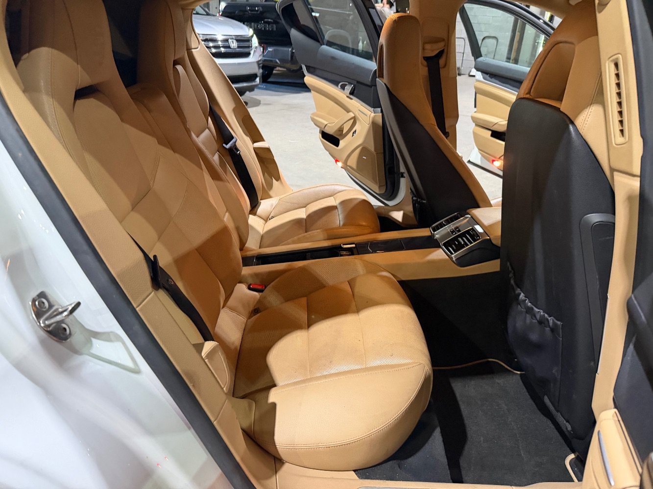 Used 2013 Porsche Panamera 4 image 22
