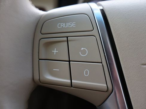 Used 2011 Volvo XC70 T6 image 30