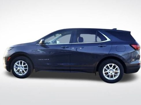 Certified 2022 Chevrolet Equinox LT w/ Driver Convenience Package image 8