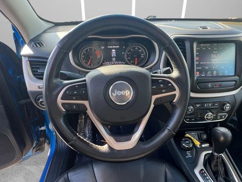 Used 2018 Jeep Cherokee Limited w/ High Altitude Package image 12