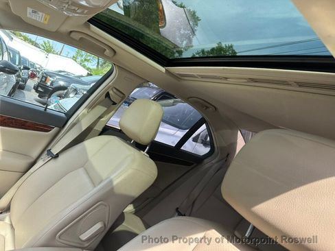 Used 2011 Mercedes-Benz C 300 Sedan image 12