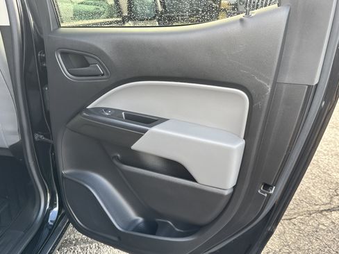 Used 2021 Chevrolet Colorado W/T w/ WT Convenience Package image 16