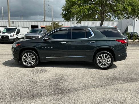 Used 2020 Chevrolet Traverse Premier FWD image 3