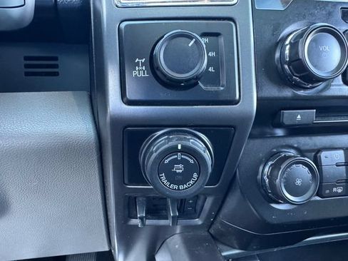 Used 2017 Ford F150 XLT w/ Equipment Group 301A Mid AWD/4WD image 27