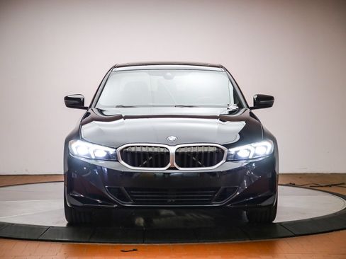 Used 2023 BMW 330i Sedan w/ Driving Assistance Package RWD image 7