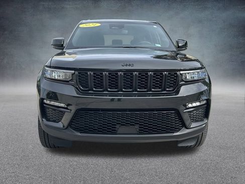 Certified 2024 Jeep Grand Cherokee Limited w/ Black Appearance Package image 2
