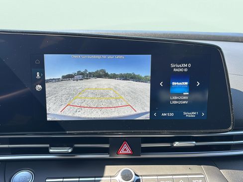New 2026 Hyundai Elantra Limited FWD image 16