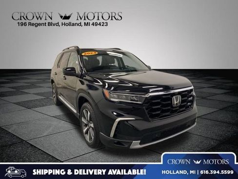 Used 2024 Honda Pilot Elite image 1
