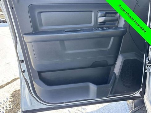 Used 2017 RAM 3500 Tradesman w/ Popular Equipment Group image 10