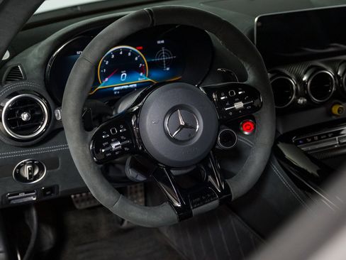 Used 2021 Mercedes-Benz AMG GT Black Series image 20