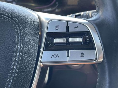 Used 2023 Kia Telluride EX w/ EX Captain's Chair Package FWD image 31
