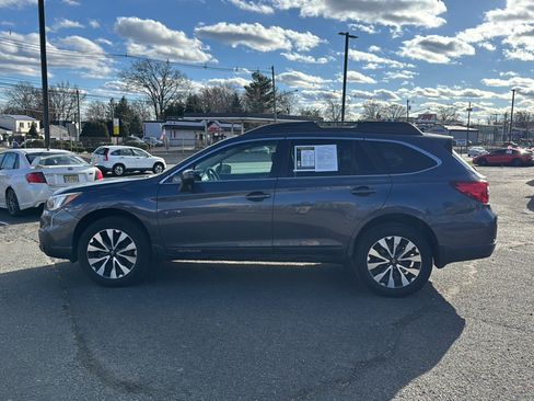 Used 2015 Subaru Outback 2.5i Limited w/ Popular Package #4 image 9