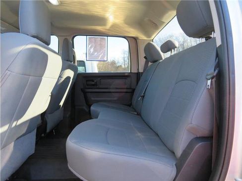 Used 2017 RAM 2500 Tradesman w/ Chrome Appearance Group image 5