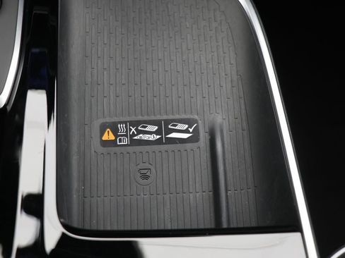 Used 2025 Buick Enclave Preferred image 24