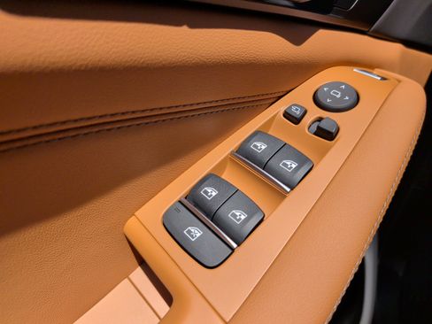 New 2026 BMW X5 sDrive40i RWD image 30