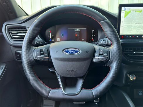 Used 2023 Ford Escape ST-Line w/ Tech Pack #1 FWD image 18
