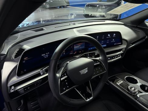Used 2024 Cadillac Lyriq Luxury RWD image 20