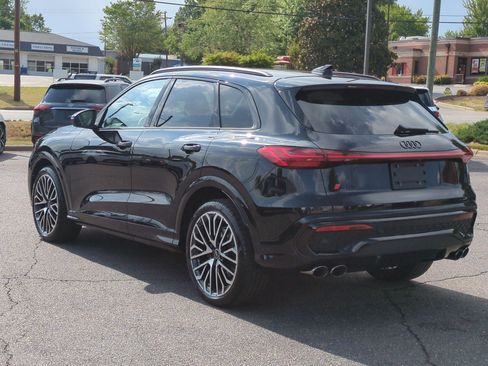 Used 2025 Audi SQ5 Prestige AWD/4WD image 5