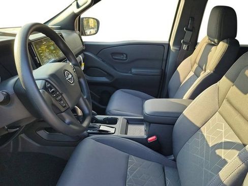 New 2026 Nissan Frontier SV w/ Tow Package RWD image 10