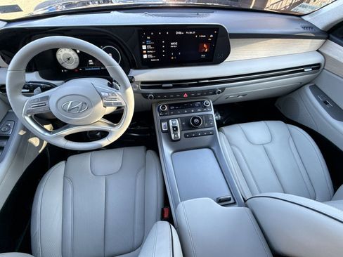 Used 2024 Hyundai Palisade Limited image 23