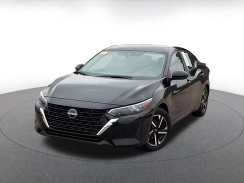 Used 2025 Nissan Sentra SV FWD image 5