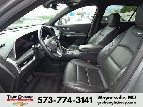 Used 2025 Cadillac XT4 Premium Luxury AWD/4WD image 15
