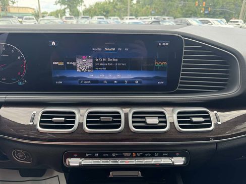 Used 2024 Mercedes-Benz GLE 350 4MATIC image 24