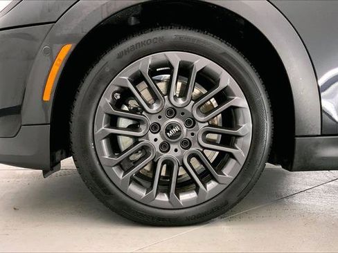 Certified 2025 MINI Cooper S image 8